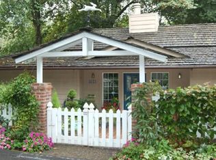 3121 SW View Pl, Portland, OR 97205