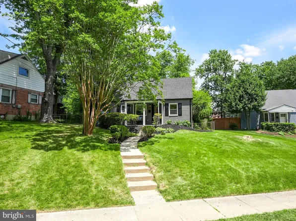 7202 Roosevelt Ave, Falls Church, VA 22042