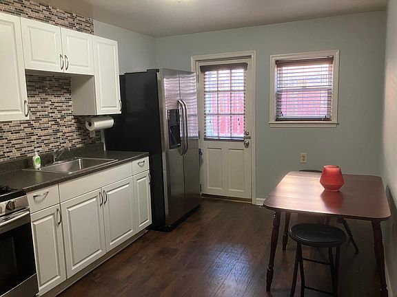 5th image of 3153 Livingston St
