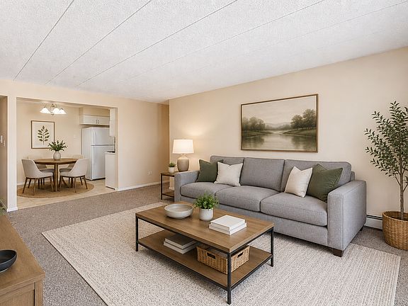 5th image of 10408 Menard Ave Unit 3