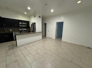 1023 Wallace St #A, Philadelphia, PA 19123