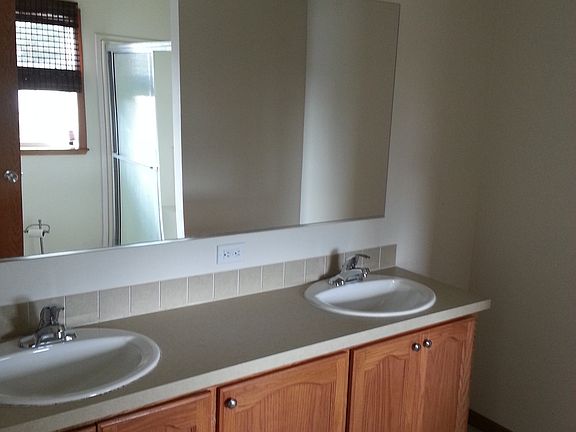 5th image of 3310 Clubhouse Ct