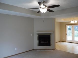 2861 E Stanford St, Springfield, MO 65804