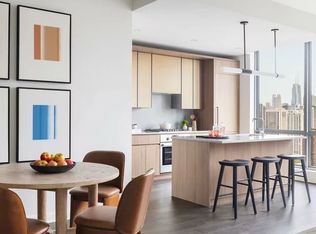 164 N Peoria St #2105, Chicago, IL 60607