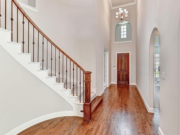5th image of 2317 Nassau Dr