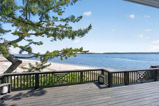 336 Centre Island Rd — Photo 42