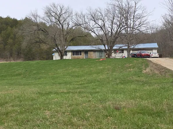 1922 State Route 136, Manchester, OH 45144