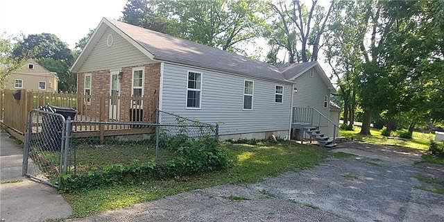 1st image of 9104 Eastern Ave