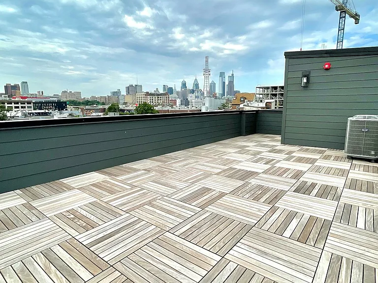 555 N Lawrence St #2R — Photo 13