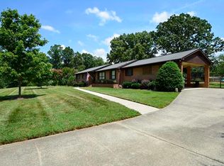 471 Kimmswick Rd, Charlotte, NC 28214