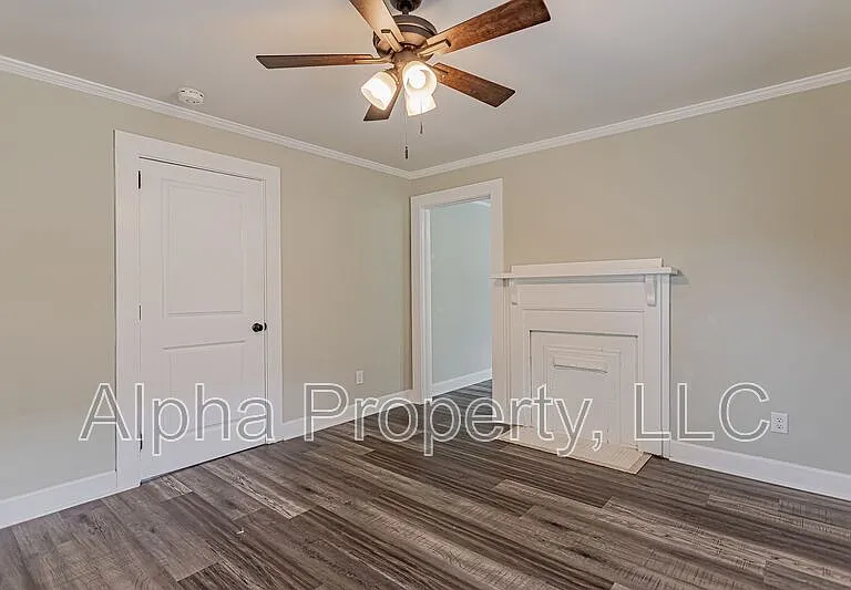 9 Highlawn Ave — Photo 3