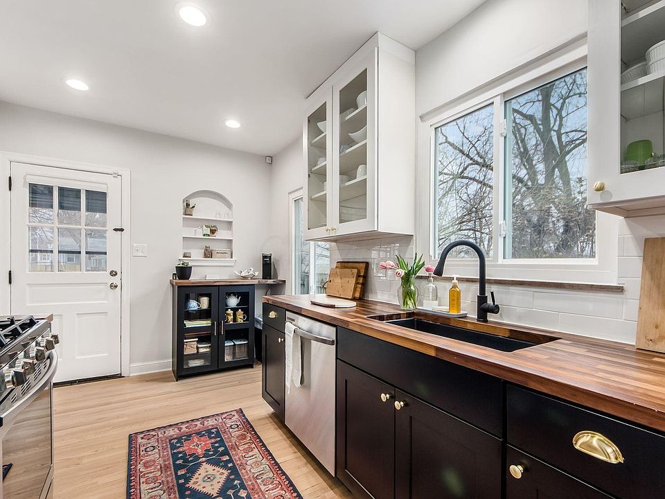 1st image of 1498 S Champion Ave