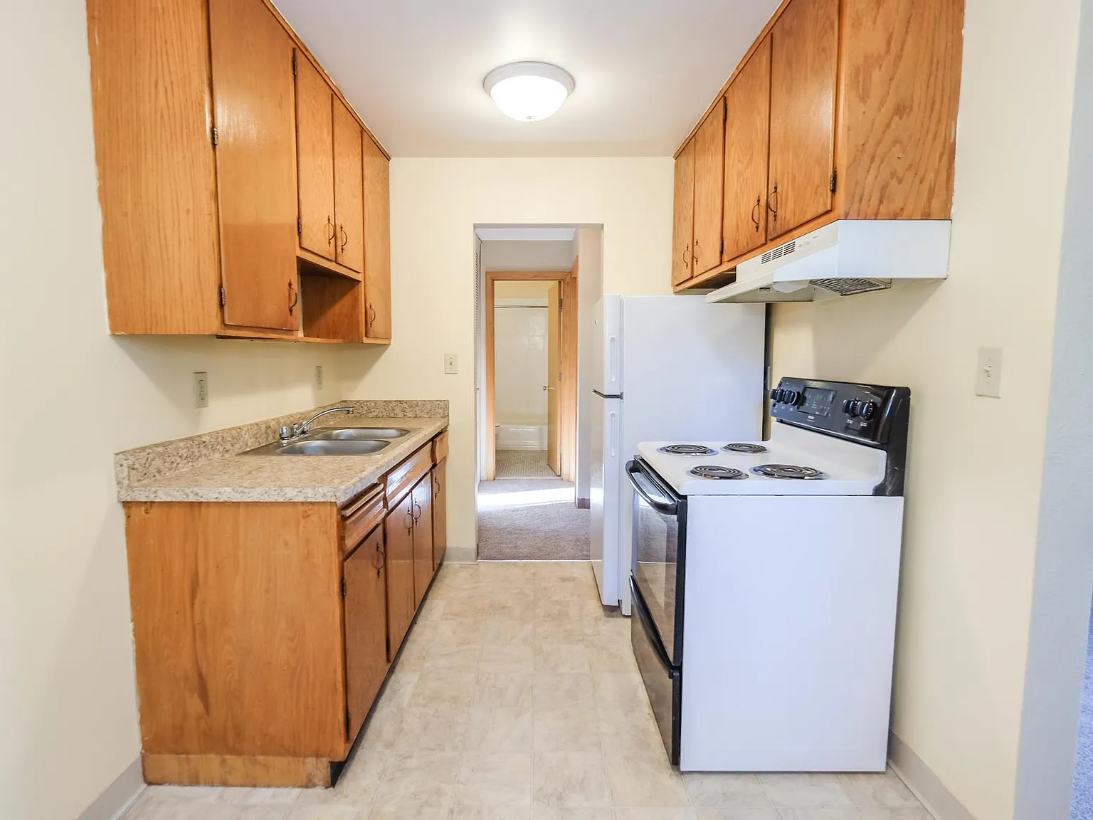 Rankin Apartments — Photo 2
