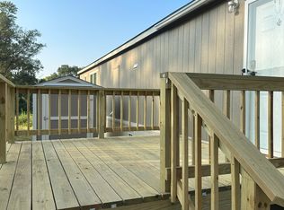 631 Gaslight Ln, Lincoln, NE 68521