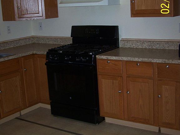 4th image of 10027 Douglas Ct