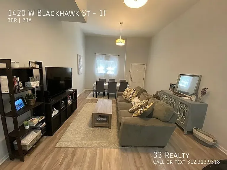 1420 W Blackhawk St #1F — Photo 2