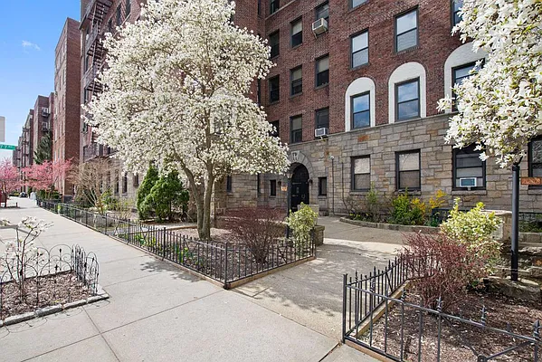 Sold by Keller Williams NYC | media 9