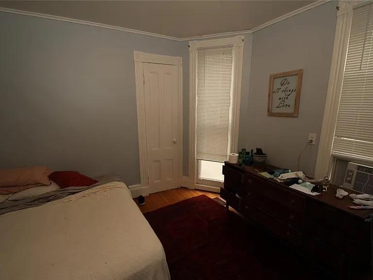 24 Portsmouth Ter #1 — Photo 9