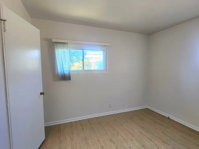 836 E Harwood Ave — Photo 6