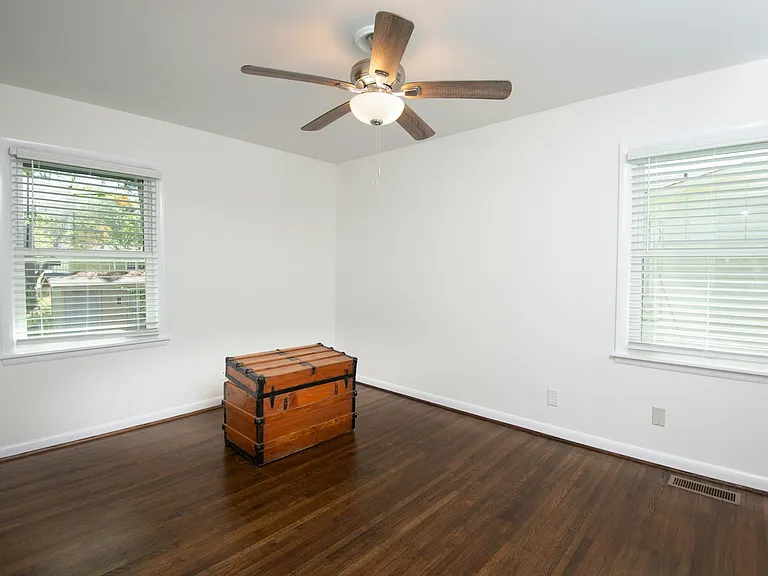 685 Oakmoor Dr #685 — Photo 15