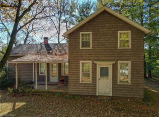 4240 Paxton Rd, Akron, OH 44321