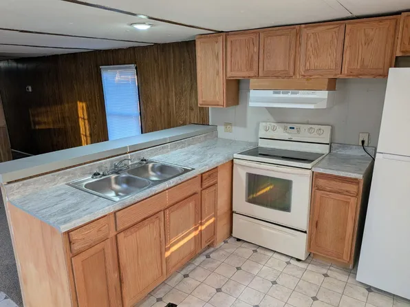 2400 Oaklawn Blvd, Hopewell, VA 23860