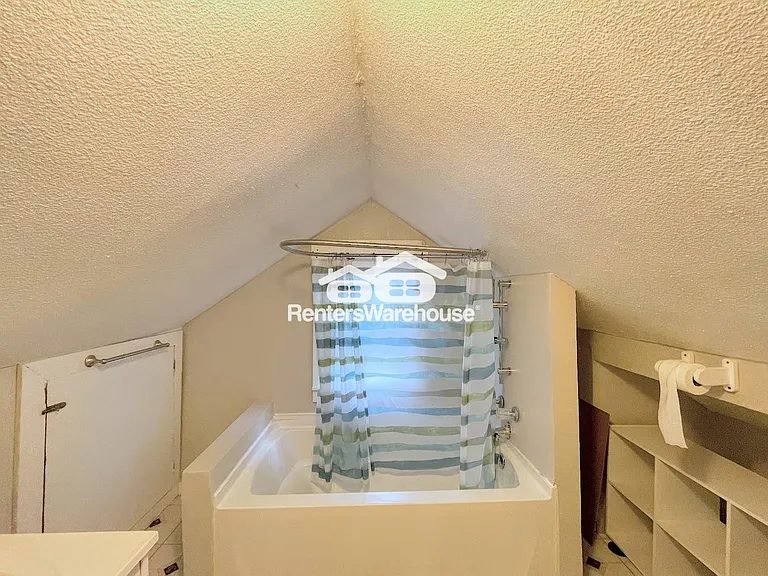 8455 Radnor Rd — Photo 32