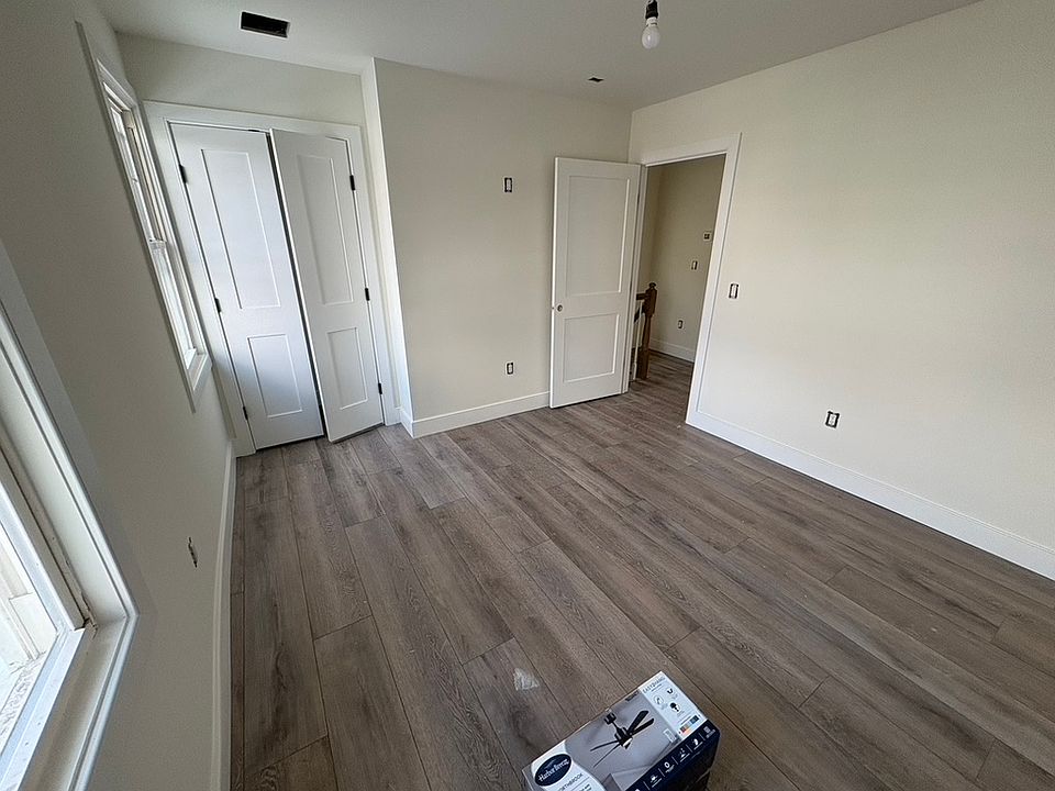 Front Bedroom