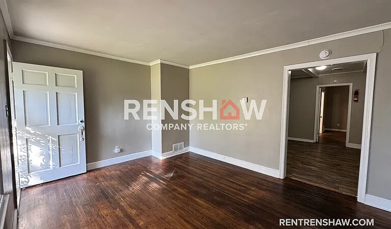 1330 Victor Dr — Photo 5