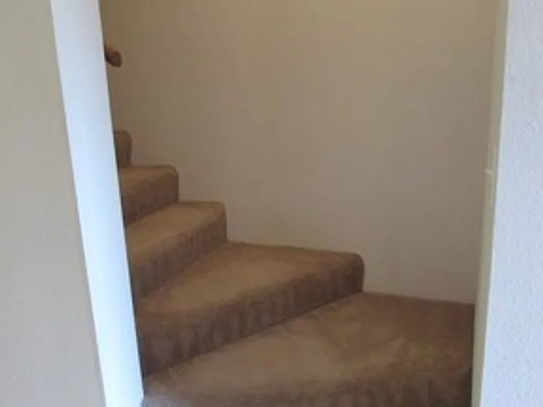 118 Andrews Dr — Photo 13