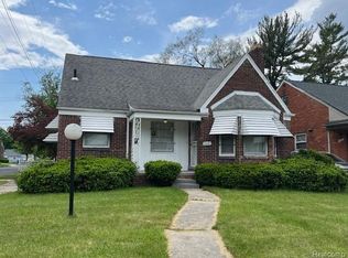 18401 Saint Marys St, Detroit, MI 48235