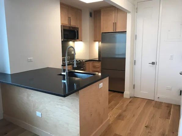 201 East 86th Street image 1 of 17