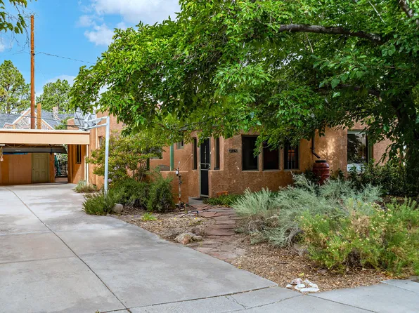 415 Amherst Dr NE, Albuquerque, NM 87106