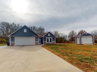 6021 SW 43rd Ter, Topeka, KS 66610