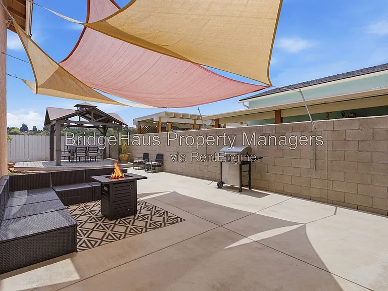 6379 Elsberry St — Photo 27