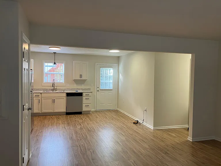 kitchen/dining