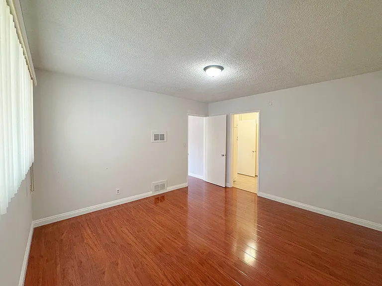 5045 Rosemead Blvd #12A — Photo 13