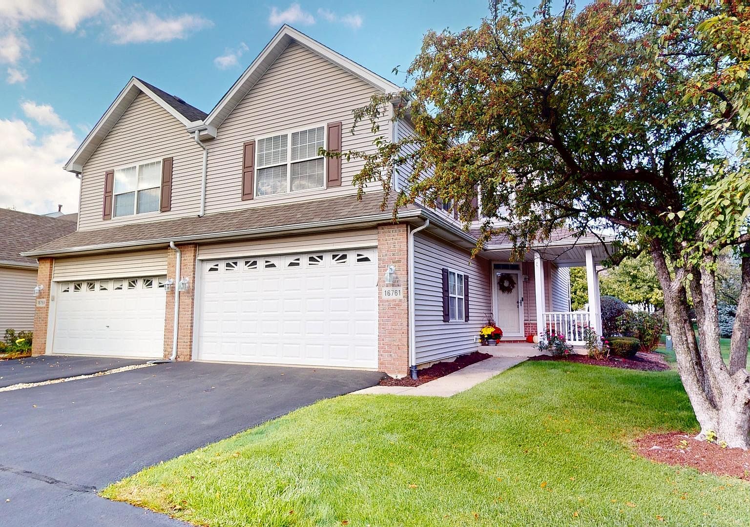 16761 S Sunset Ridge Ct, Lockport, IL 60441 | Zillow