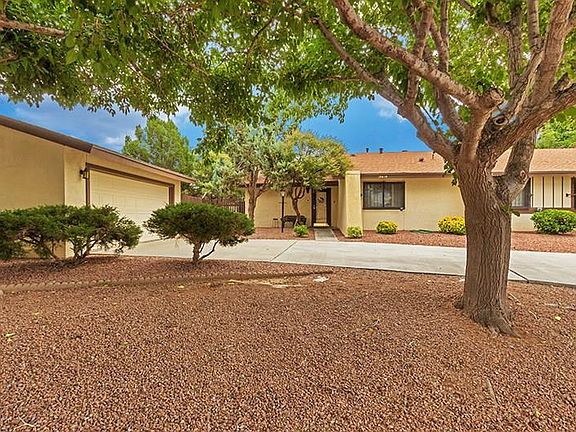 3rd image of 10656 Janway Dr