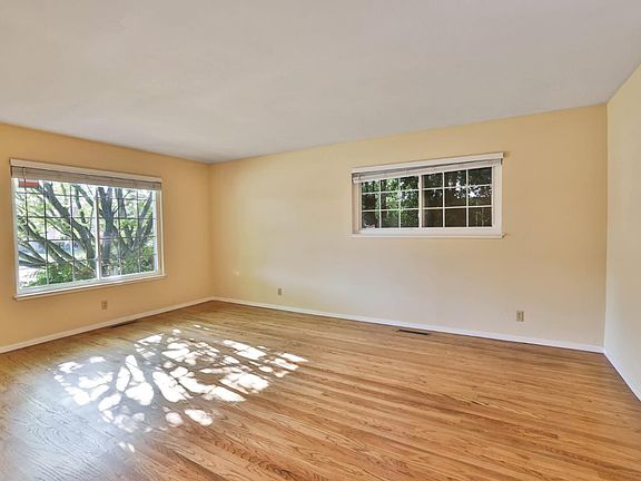3rd image of 1449 Bing Dr