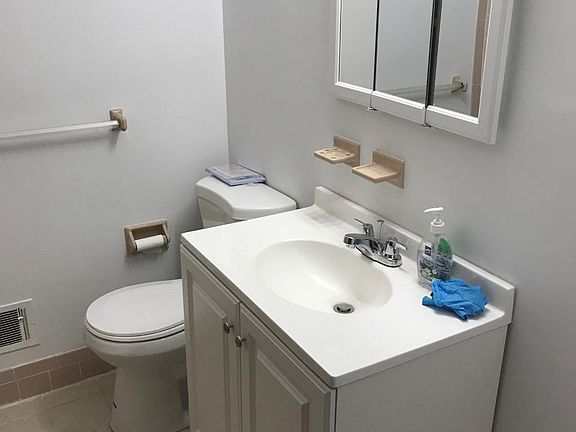 4th image of 24315 73rd Ave #2