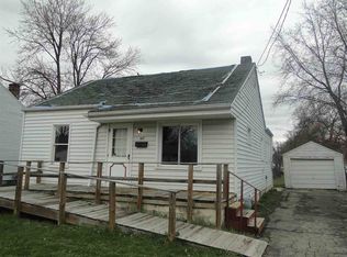 637 Beach St, Mount Morris, MI 48458