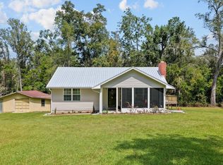 203 NW Harbor Seal Ln, Madison, FL 32340