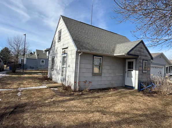 301 State St, Tyler, MN 56178