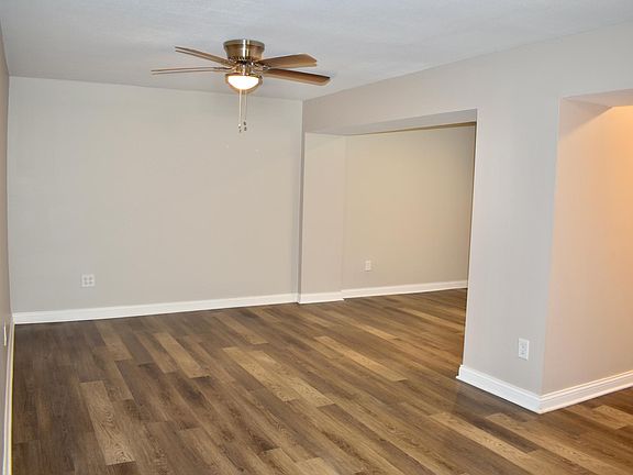 3rd image of 234 E 9th St Suite B01