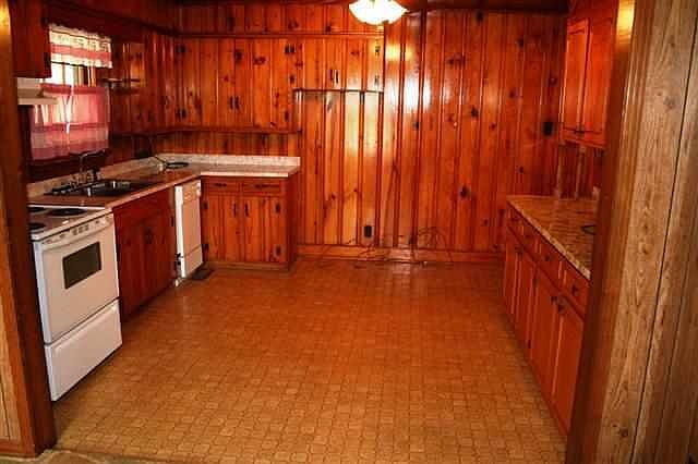 2nd image of 629 Butterworth Ave