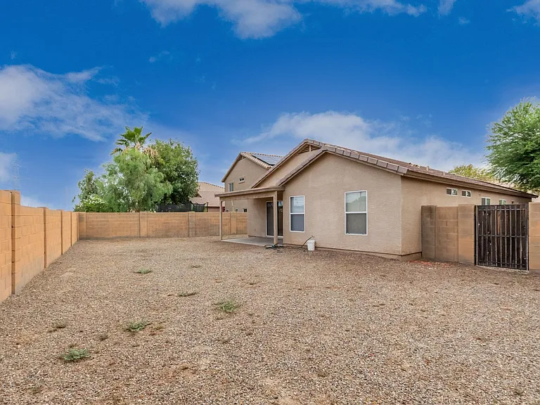 10595 N 115th Dr — Photo 15