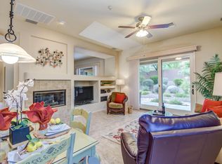 41621 N Emerald Lake Dr, Phoenix, AZ 85086