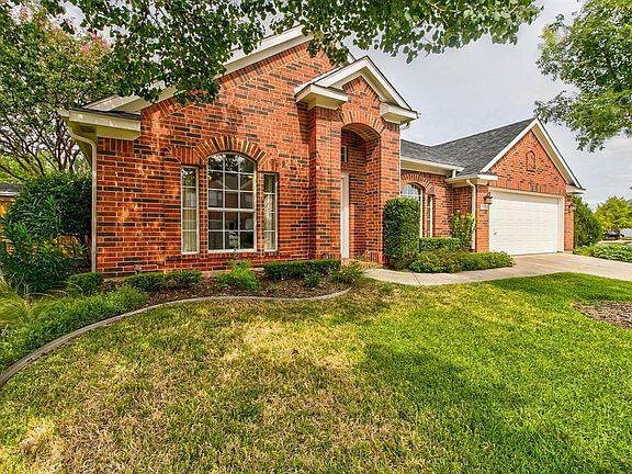 3rd image of 5771 Fall Creek Dr