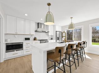 1101 West County Line ROAD, Bayside, WI 53217
